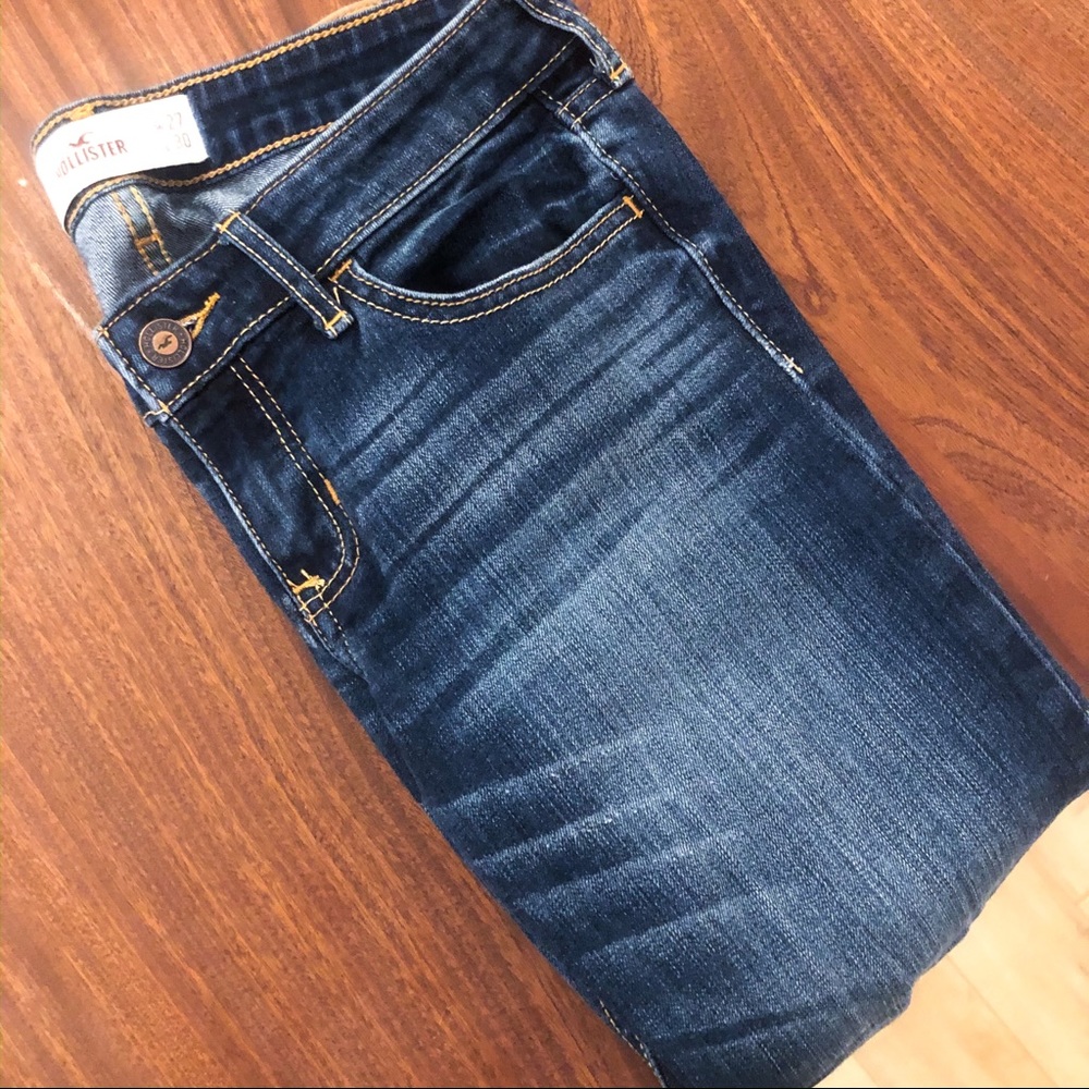 Hollister Women Jeans W27 L30. Mint condition.